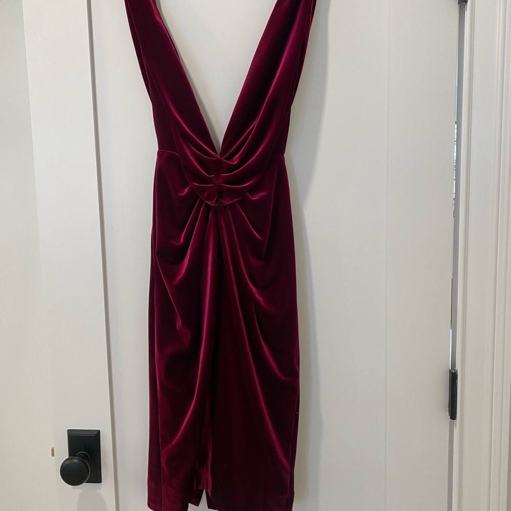 House of CB velvet burgundy backless dress size xs
